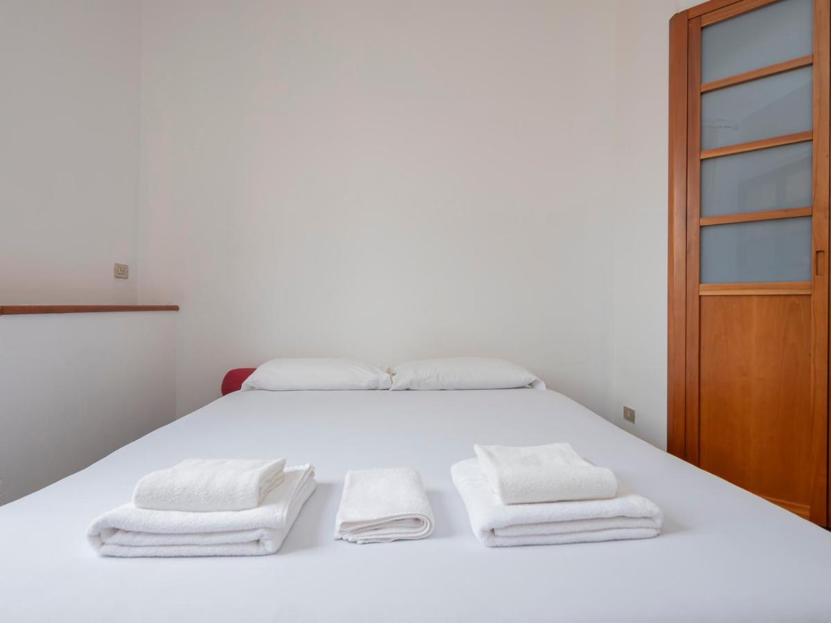 Апартаменты Ihost Flat - Sestini 11 Милан Экстерьер фото